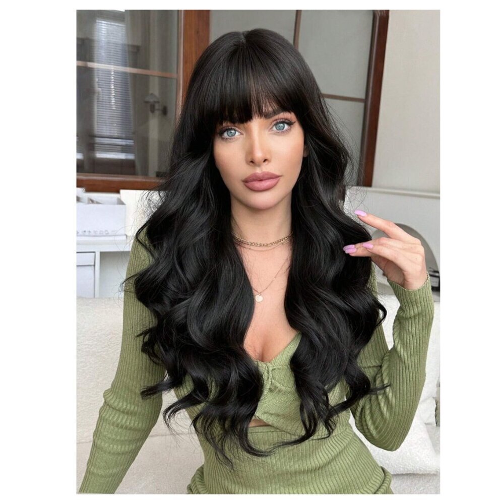 Wavy Long Black Wig